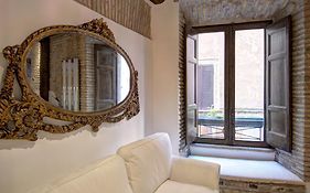 Vicolo Delle Grotte Halldis Apartment
